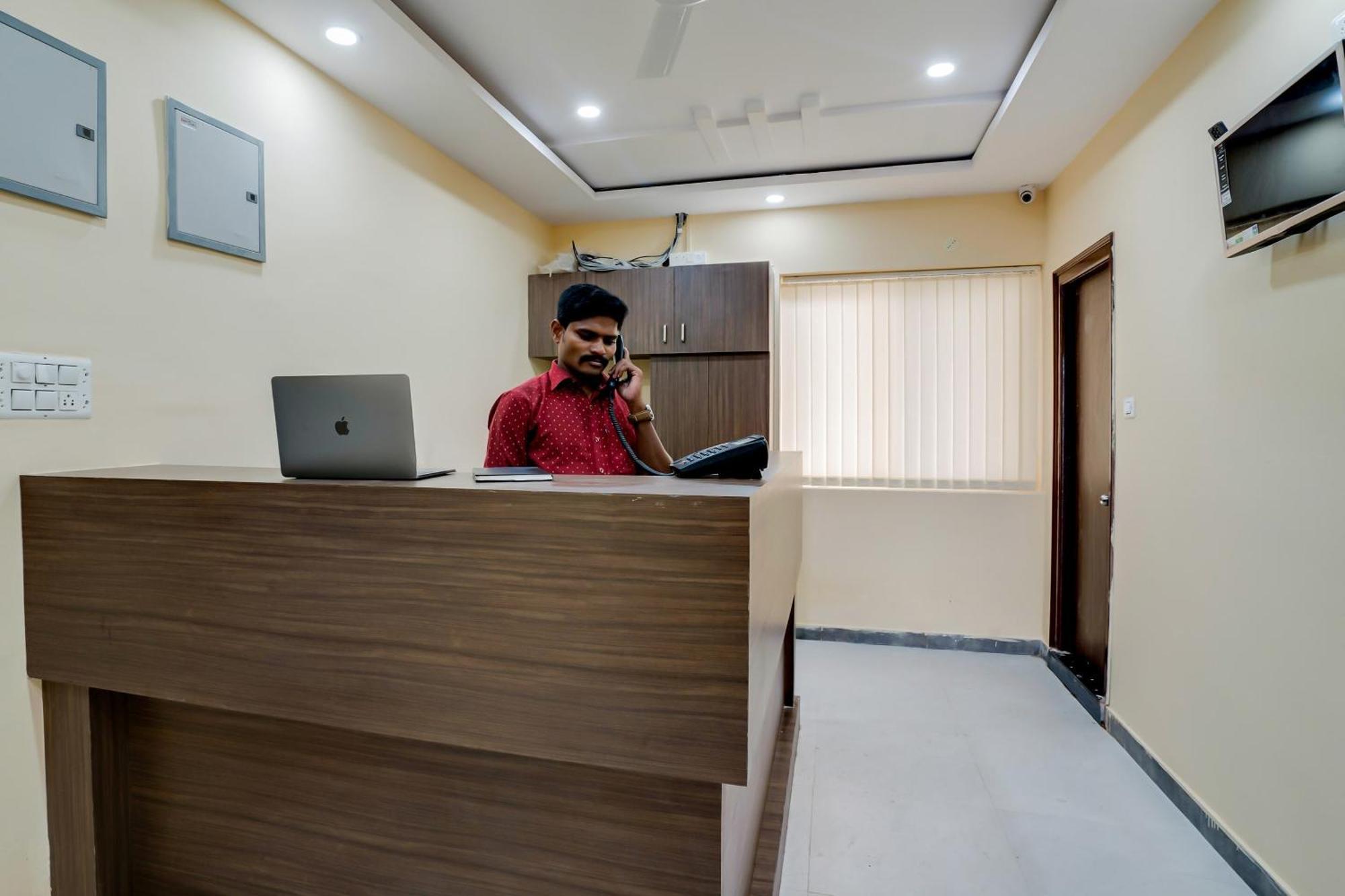 Hotel O Alekhya Residency Cafe Bahar Sururnagar Экстерьер фото